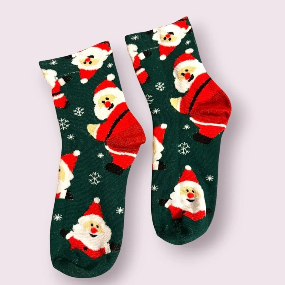 Christmas Santa Print Crew Socks Green Holiday Crew Socks Size OS